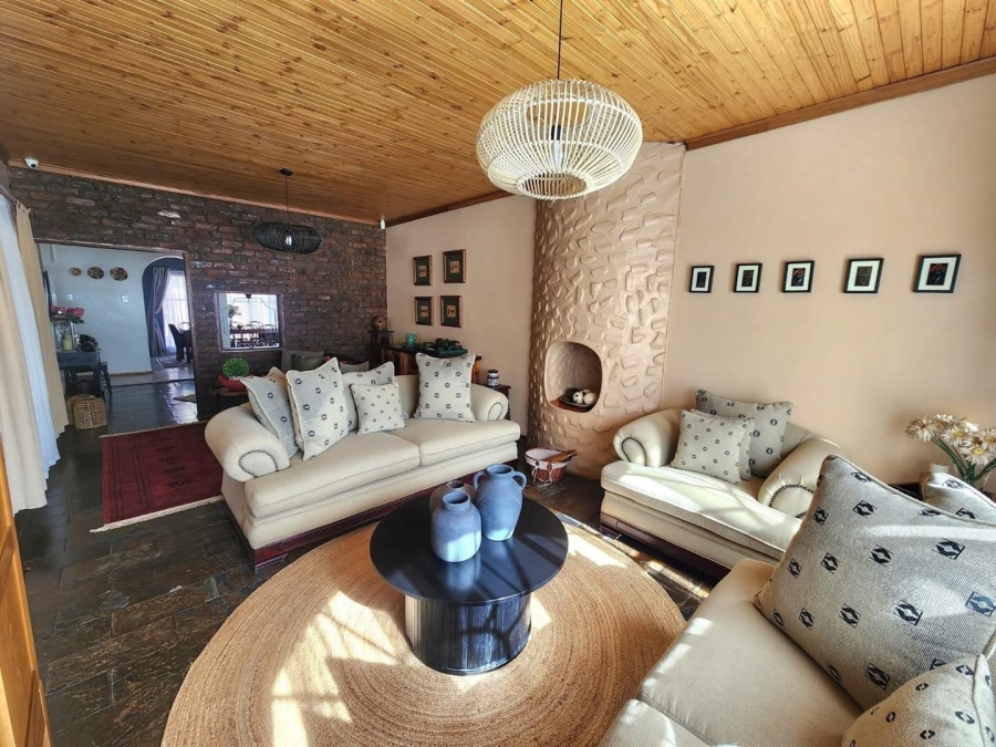 4 Bedroom Property for Sale in Hillcrest Northern Cape